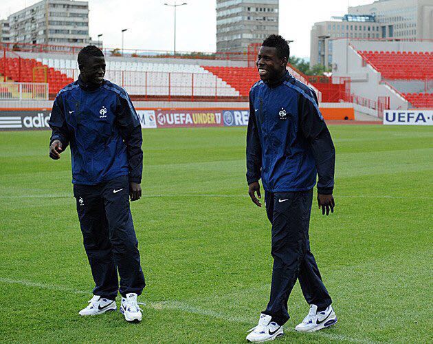 Abdoulaye Touré (àgauche) avec Kurt Zouma (à droite), en Équipe de France U17 © FFF.fr